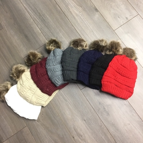 NEW! Fur Lined Knit Pom Pom Beanie in Beige - Picture 5 of 7